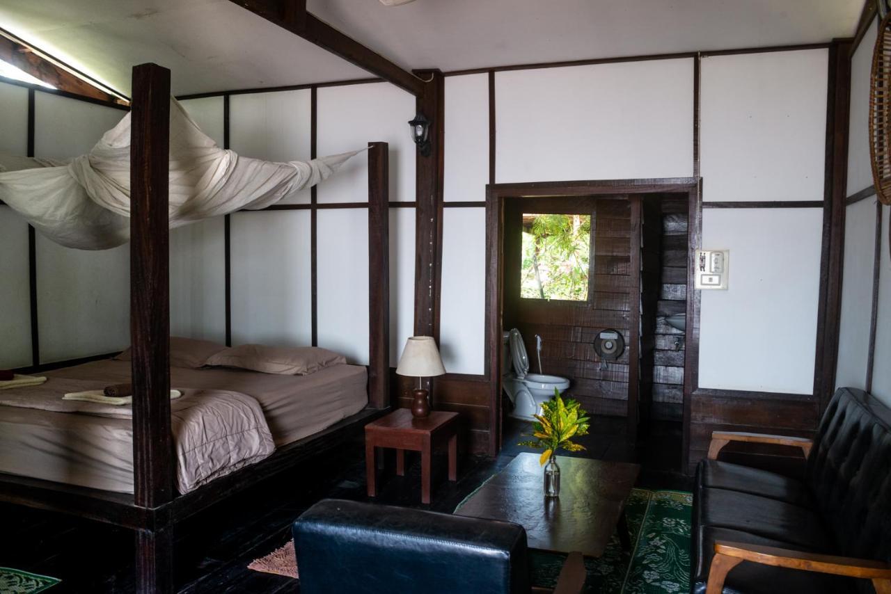 Pomelo Restaurant And Guesthouse - Fishermen & Tammarine Cottages Riverfront - Experience Nature, Culture And Adventure & Tailor-Made Tour Ban Khon Экстерьер фото