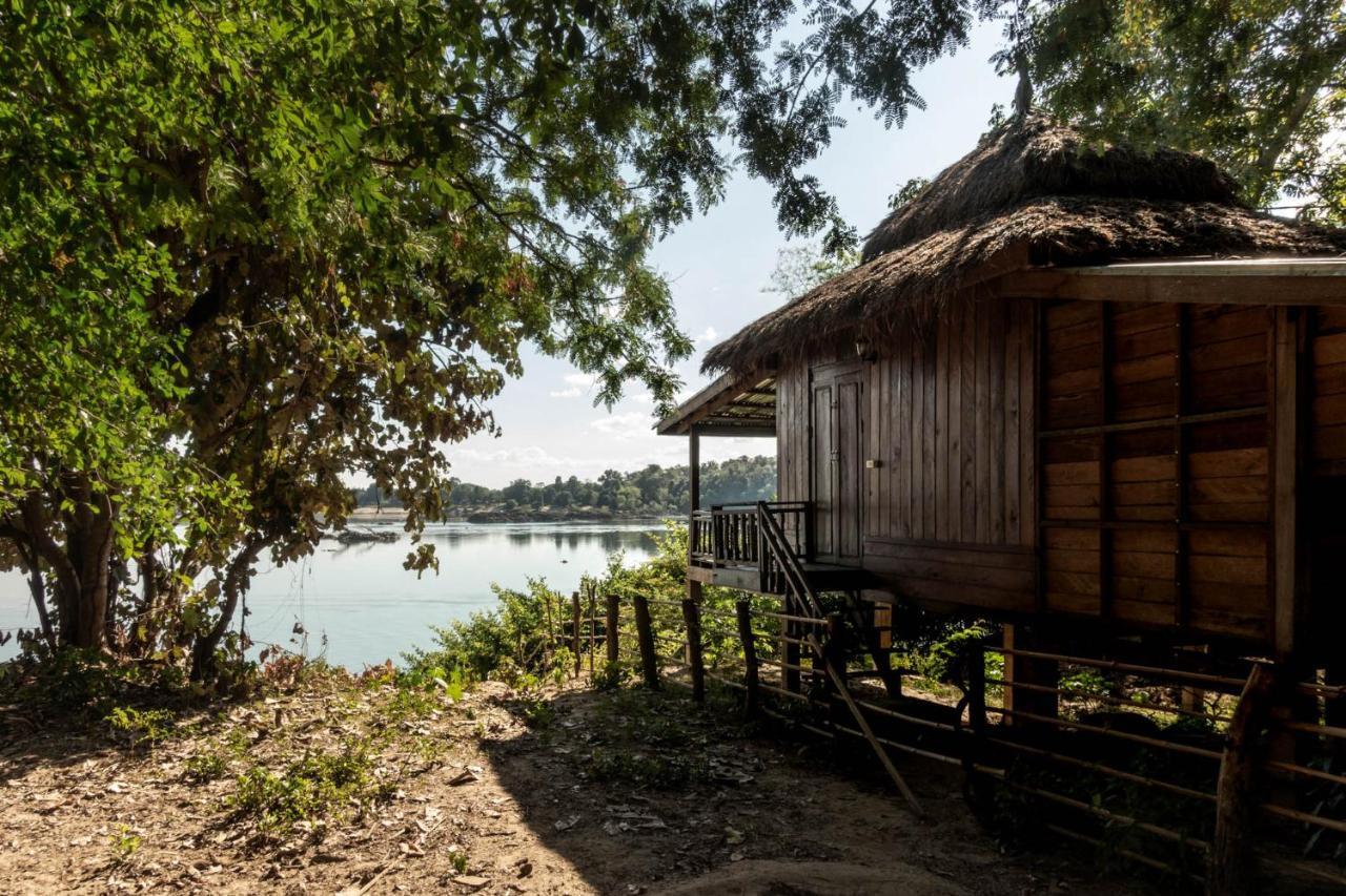 Pomelo Restaurant And Guesthouse - Fishermen & Tammarine Cottages Riverfront - Experience Nature, Culture And Adventure & Tailor-Made Tour Ban Khon Экстерьер фото